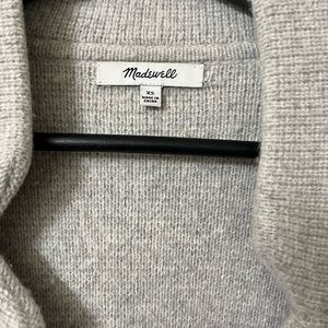 Madewell sweater XS - very warm, light pilling